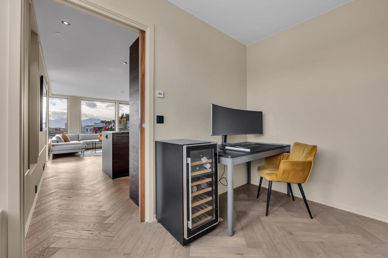 Apartament Penthouse In Downtown Tromso New Zewnętrze zdjęcie